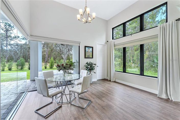 Image No.29-4 Bed Property for sale