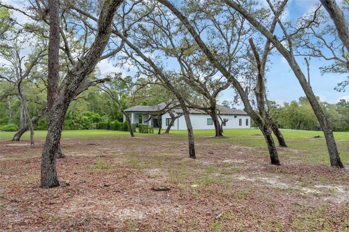 Image No.56-4 Bed Property for sale