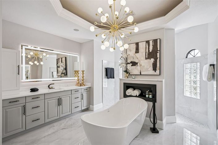 Image No.23-6 Bed Property for sale