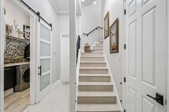 Image No.34-6 Bed Property for sale