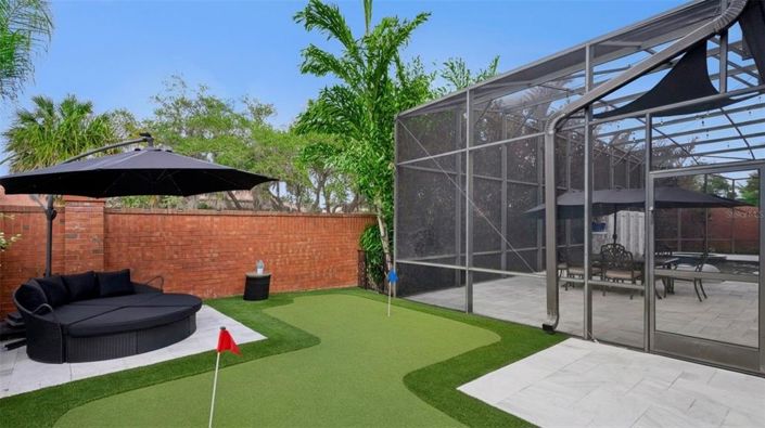 Image No.51-6 Bed Property for sale