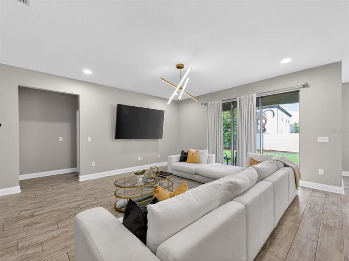 Image No.11-4 Bed Property for sale