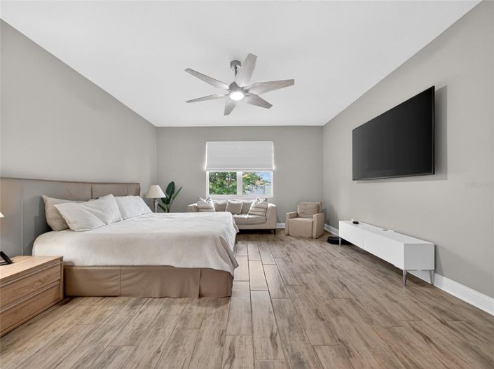 Image No.17-4 Bed Property for sale