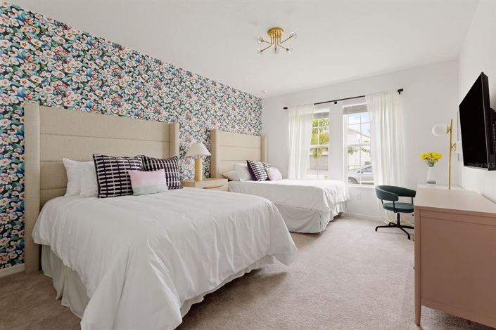 Image No.15-10 Bed Property for sale