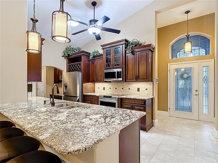 Image No.14-2 Bed Property for sale