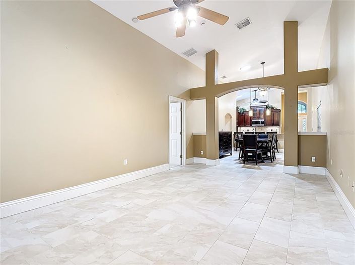 Image No.21-2 Bed Property for sale