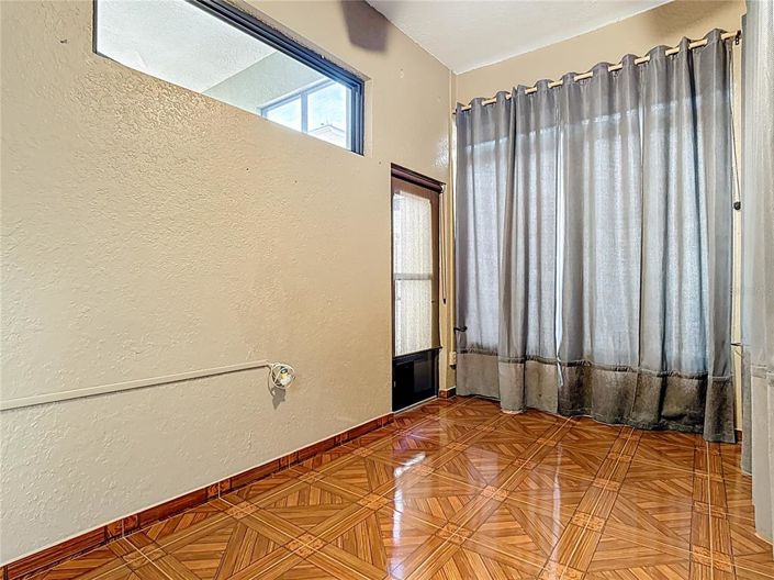 Image No.34-2 Bed Property for sale