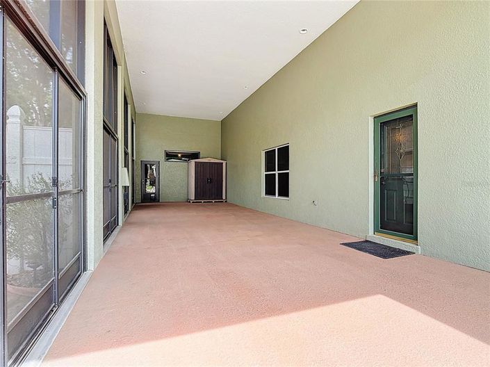 Image No.6-2 Bed Property for sale