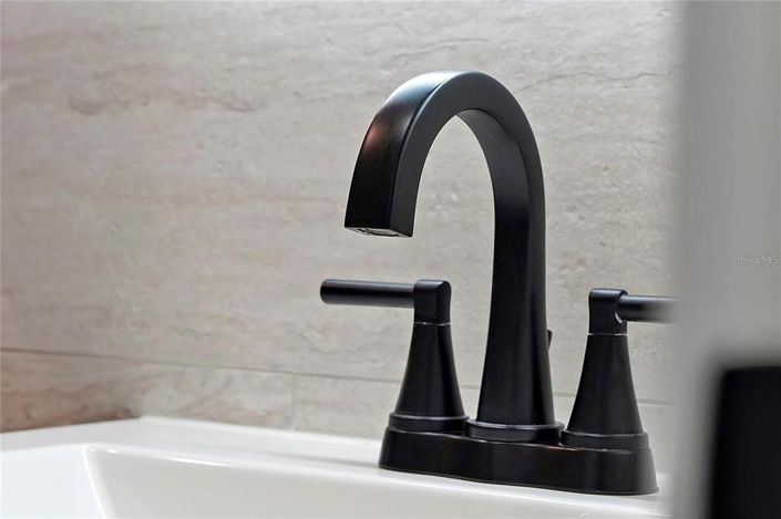 Image No.37-4 Bed Property for sale