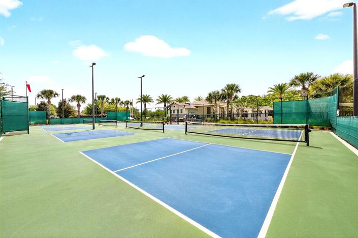 Image No.33-4 Bed Property for sale