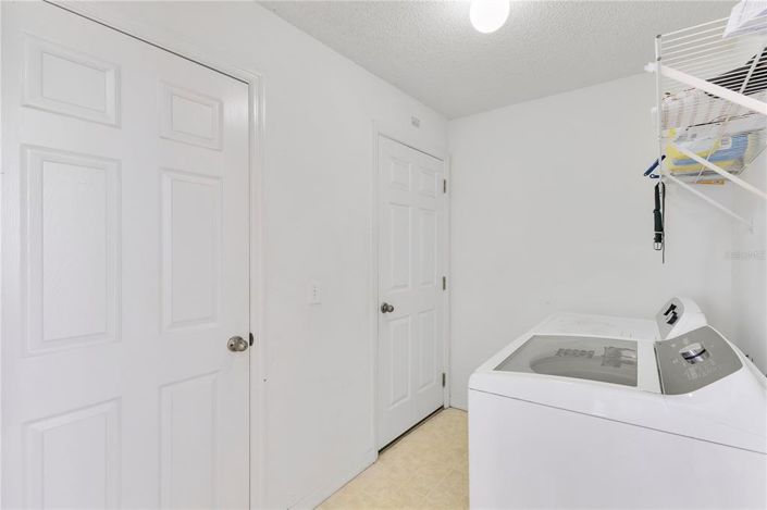 Image No.19-4 Bed Property for sale