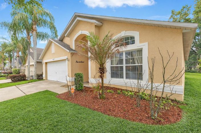 Image No.2-4 Bed Property for sale