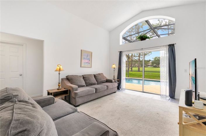 Image No.7-4 Bed Property for sale