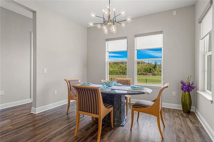 Image No.19-5 Bed Property for sale