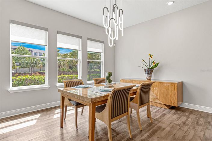 Image No.21-5 Bed Property for sale