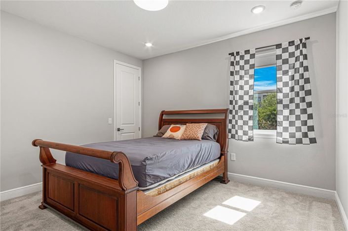 Image No.39-5 Bed Property for sale