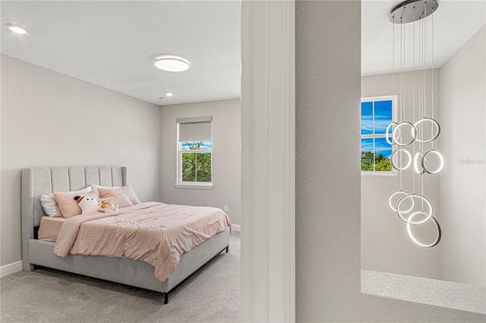 Image No.40-5 Bed Property for sale