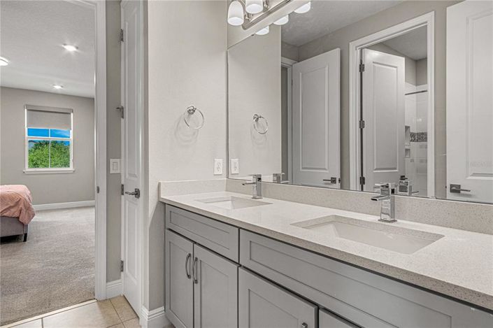 Image No.43-5 Bed Property for sale