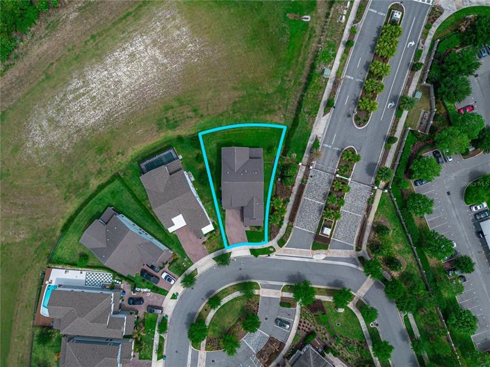 Image No.50-5 Bed Property for sale