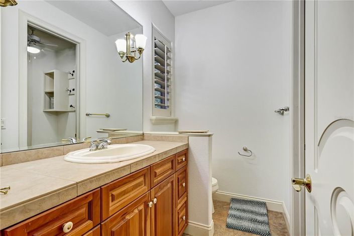 Image No.32-4 Bed Property for sale