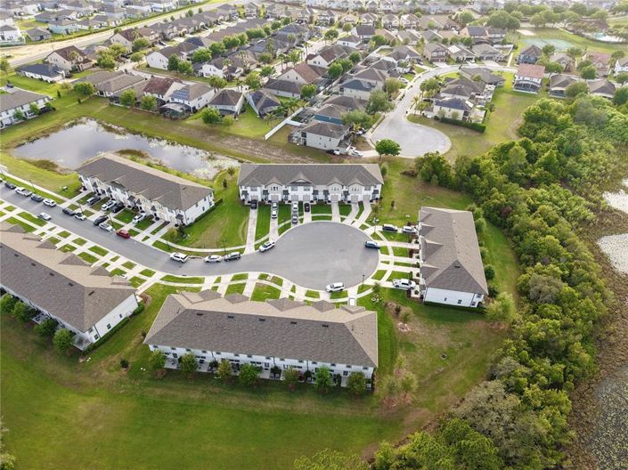 Image No.11-3 Bed Townhouse for sale