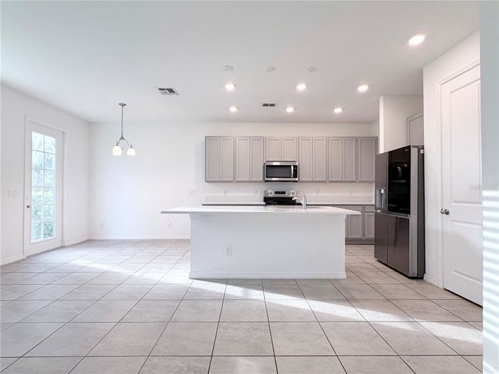 Image No.5-3 Bed Townhouse for sale