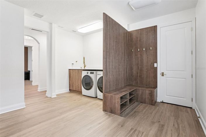 Image No.19-3 Bed Property for sale