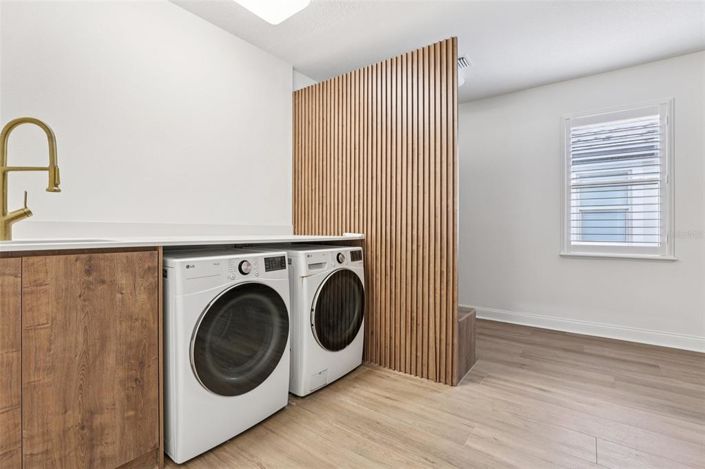 Image No.20-3 Bed Property for sale