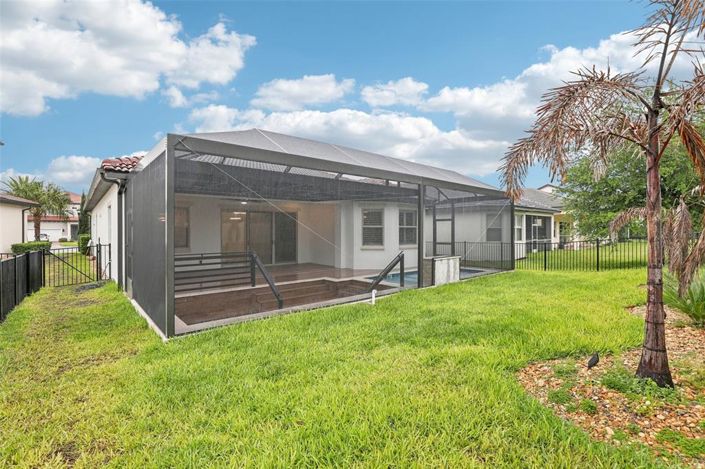 Image No.27-3 Bed Property for sale