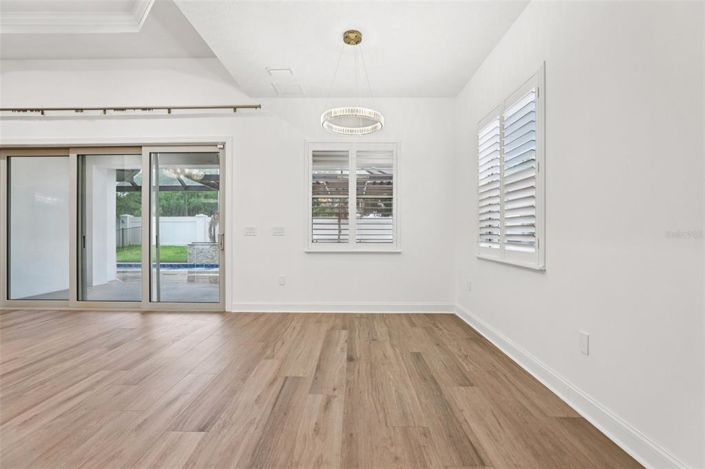 Image No.38-3 Bed Property for sale