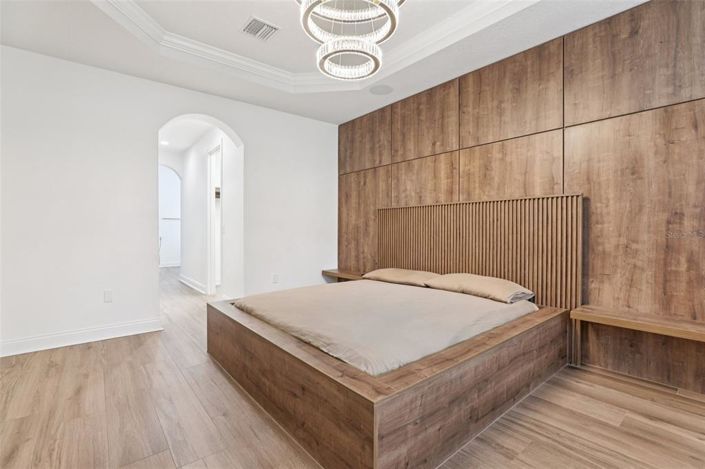 Image No.40-3 Bed Property for sale