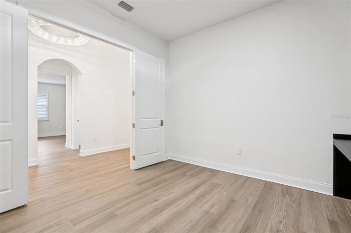 Image No.43-3 Bed Property for sale