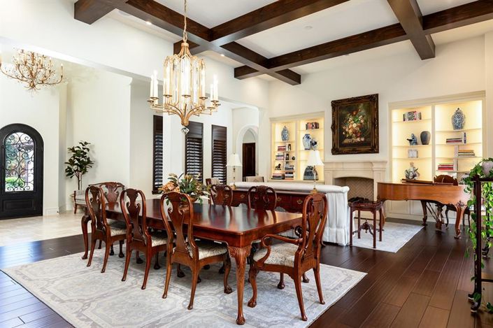 Image No.11-3 Bed Property for sale