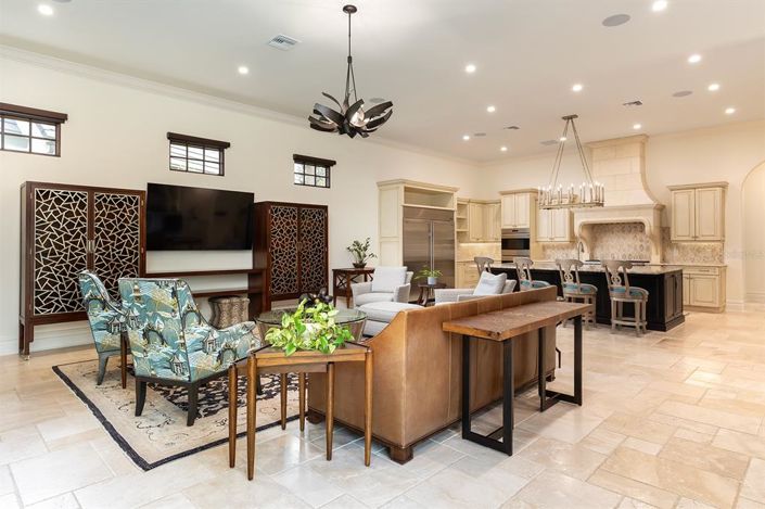 Image No.14-3 Bed Property for sale