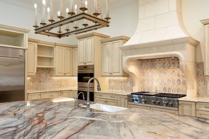 Image No.20-3 Bed Property for sale