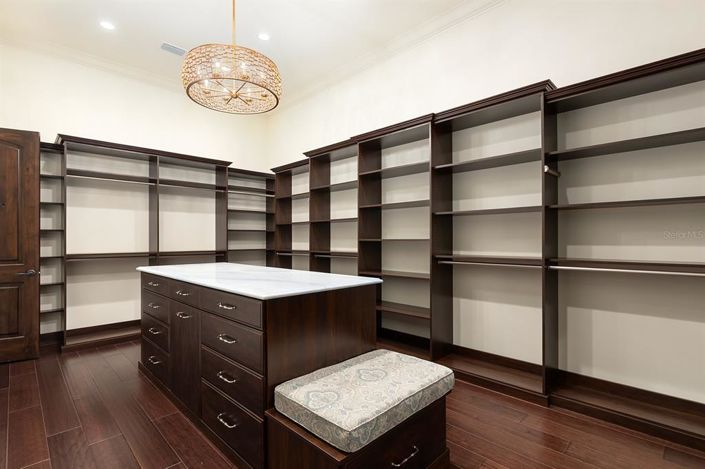 Image No.41-3 Bed Property for sale