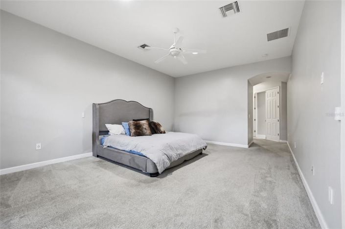 Image No.24-5 Bed Property for sale