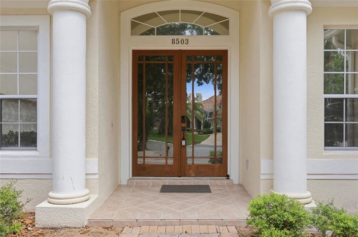 Image No.5-5 Bed Property for sale