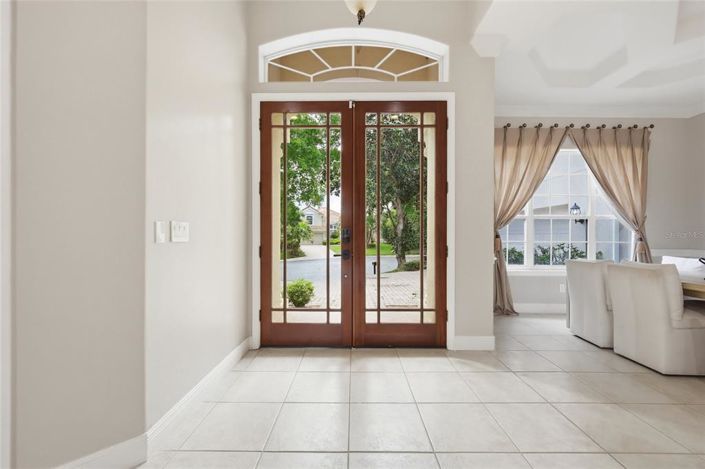 Image No.6-5 Bed Property for sale