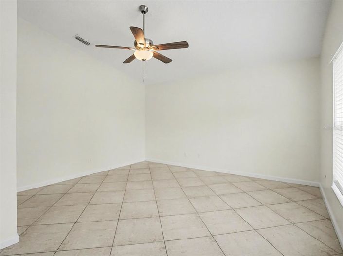 Image No.11-Propriété de 4 chambres à vendre à Clermont