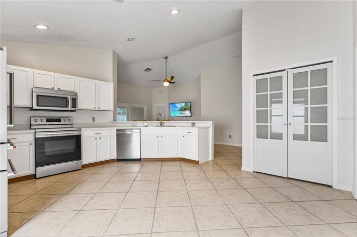 Image No.13-4 Bed Property for sale