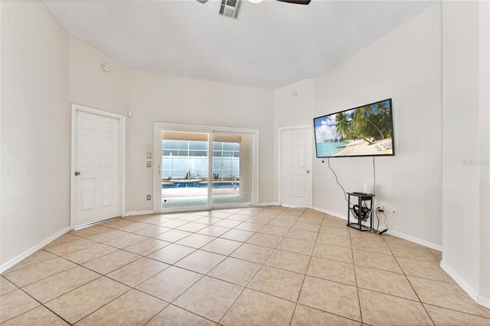 Image No.18-4 Bed Property for sale