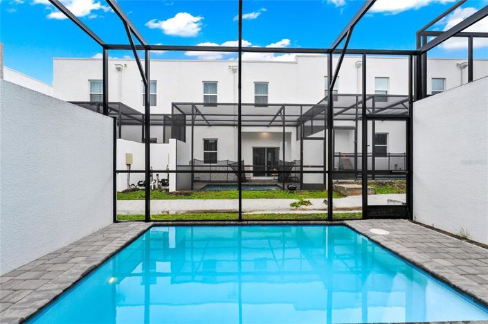 Image No.29-4 Bed Townhouse for sale