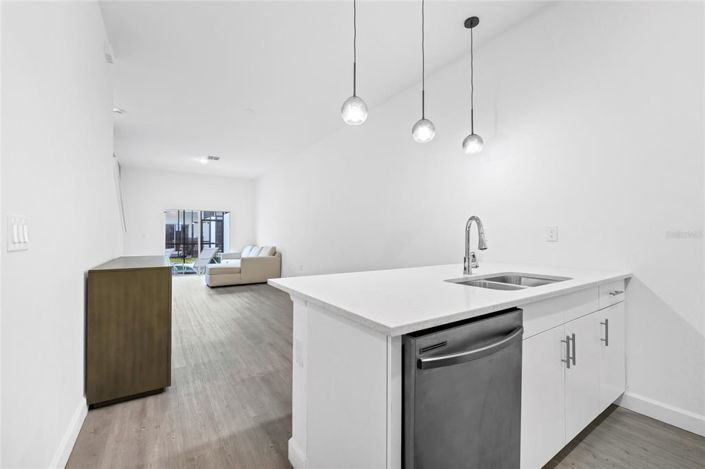 Image No.5-4 Bed Townhouse for sale