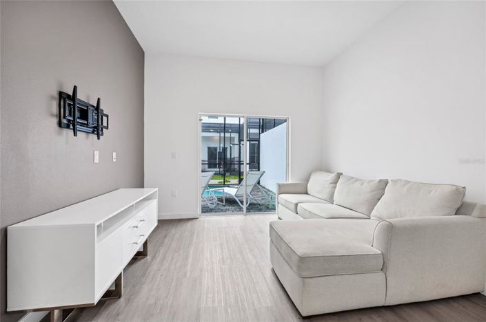 Image No.7-4 Bed Townhouse for sale