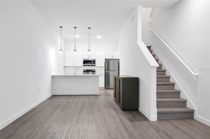 Image No.9-4 Bed Townhouse for sale