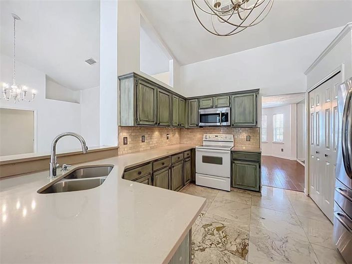 Image No.24-4 Bed Property for sale