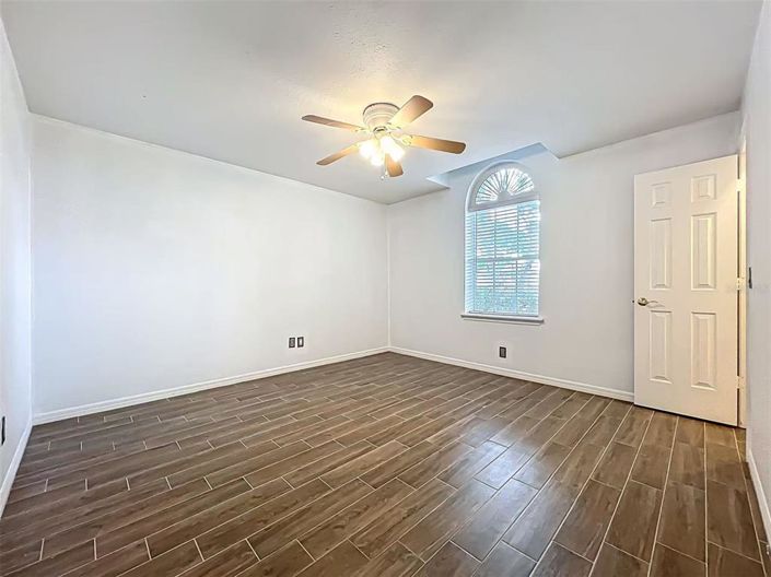 Image No.39-4 Bed Property for sale