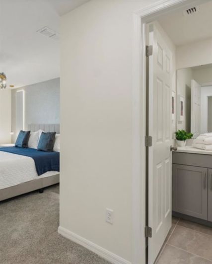 Image No.16-5 Bed Townhouse for sale