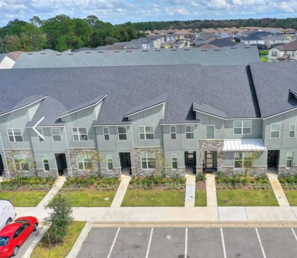 Image No.38-5 Bed Townhouse for sale